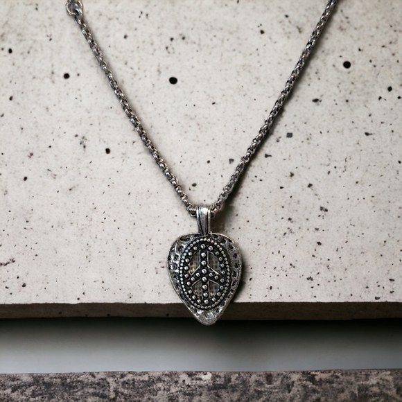 LUCKY BRAND Silver Guitar Pick Peace Necklace - Picture 1 of 4